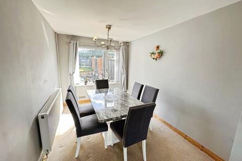 3 bedroom semi-detached house for sale, Hillview, Aldridge, WS9 8XJ