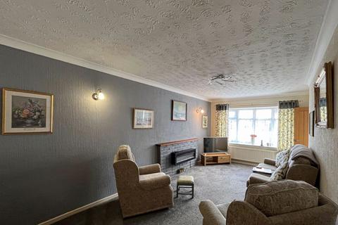 2 bedroom detached bungalow for sale, Chase Vale, Burntwood, WS7 3GD