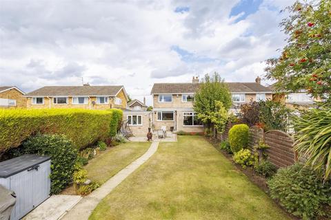 64 Cedar Glade, Dunnington, York, YO19 5PL