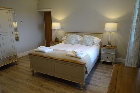 5 bedroom detached bungalow for sale, Woodys Top, Ruckland, Louth