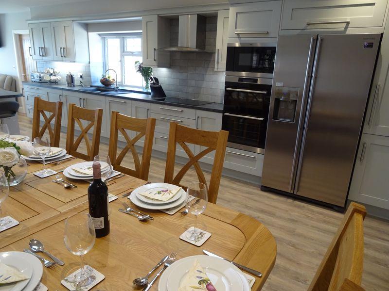 Dining Kitchen