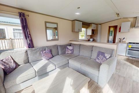 2 bedroom property for sale, 64 Meadows Walk, Whiddon Down, Devon