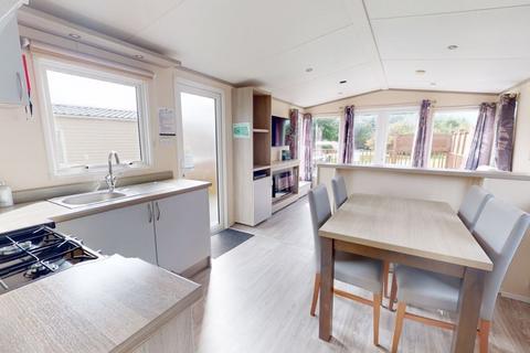 2 bedroom property for sale, 64 Meadows Walk, Whiddon Down, Devon