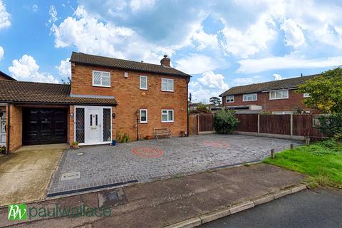 undefined, Oakview Close, West Cheshunt