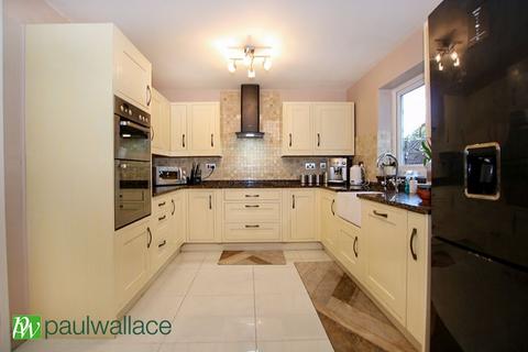 undefined, Oakview Close, West Cheshunt