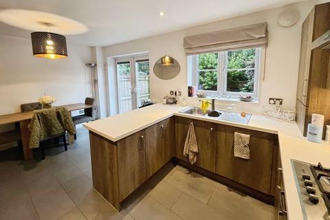 4 bedroom townhouse for sale, Regents Place, Lostock