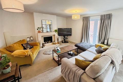 4 bedroom townhouse for sale, Regents Place, Lostock