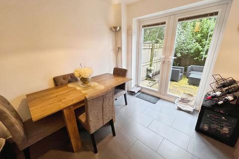 4 bedroom townhouse for sale, Regents Place, Lostock