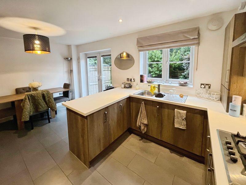 Kitchen diner