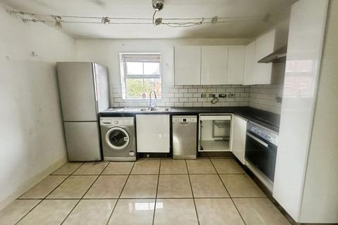 2 bedroom apartment for sale, New Bridge Gardens, Bury