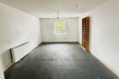 2 bedroom apartment for sale, New Bridge Gardens, Bury