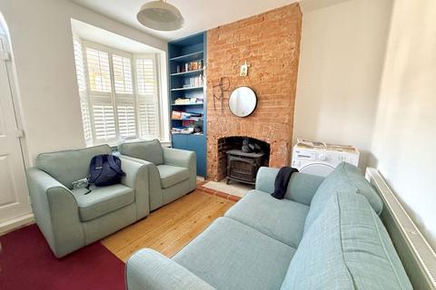 2 bedroom character property for sale, King Street, Dunstable