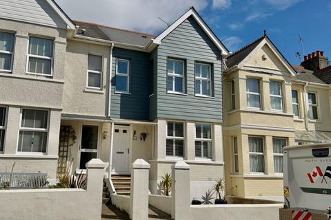 undefined, Stangray Avenue, Mutley, Plymouth. 3 Bedroomed Stylish Family Home Near Central Park - beautifully presented!