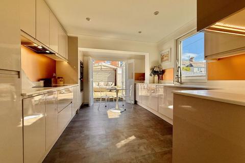 undefined, Stangray Avenue, Mutley, Plymouth. 3 Bedroomed Stylish Family Home Near Central Park - beautifully presented!