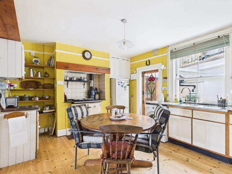 Kitchen diner