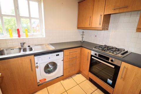 2 bedroom apartment for sale, Knaresborough Court, Bletchley, Milton Keynes