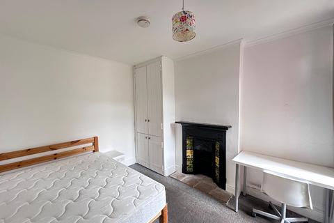 4 bedroom end of terrace house for sale, Albert Road, Canterbury, Kent, CT1