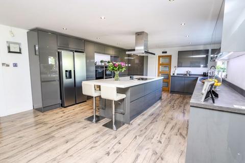 5 bedroom detached bungalow for sale, Lower Strode Road, Clevedon
