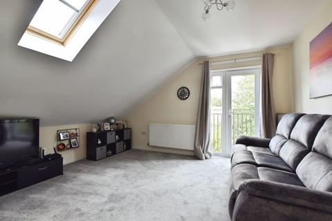 2 bedroom apartment for sale, Avon Place, Salisbury *VIDEO TOUR*