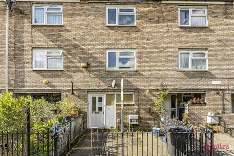 49 Redwald Road, London, E5 0JG