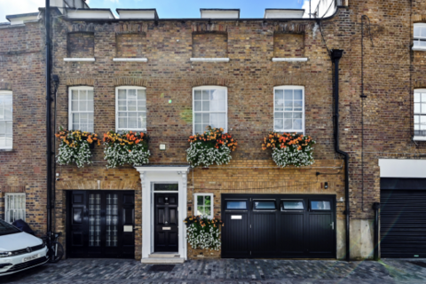 undefined, London SW1X