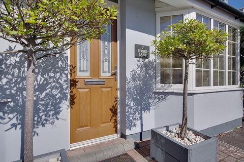 7 bedroom detached house for sale, Iford Lane, Southbourne