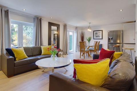 7 bedroom detached house for sale, Iford Lane, Southbourne