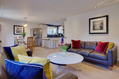 7 bedroom detached house for sale, Iford Lane, Southbourne
