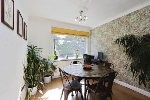 136 Bevan Way, Chapeltown, Sheffield, S35 1RJ