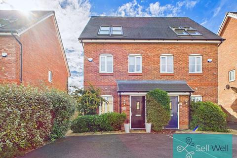 3 bedroom semi-detached house for sale, Malkins Wood Lane, Manchester M28