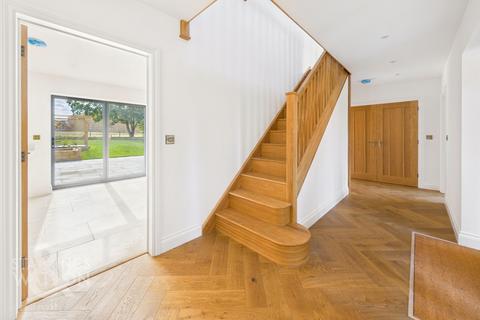 4 bedroom detached house for sale, Norwich Road, Hedenham, Bungay (Between Bungay & Poringland)