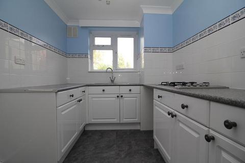 2 bedroom flat for sale, King Charles Court, Lord Warden Avenue, Deal, Kent, CT14 7LD