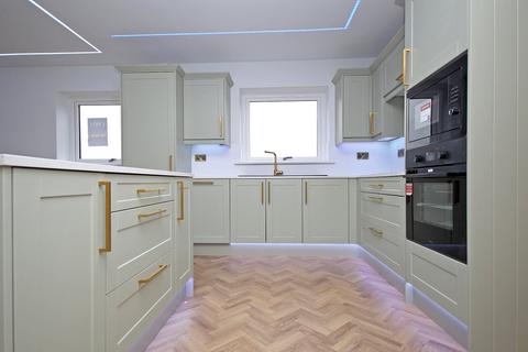 undefined, Lon Rhos, Edern, Pwllheli, LL53