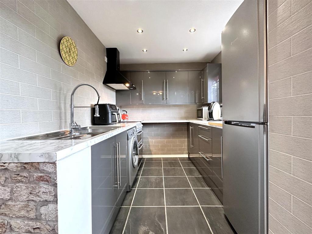 Stylish Modern Kitchen 125