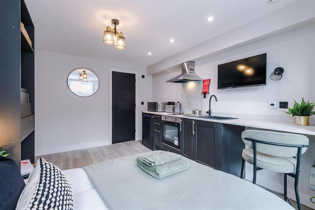 68 Willis Street-Living Spaces NW-101.jpg
