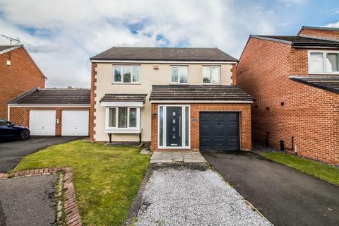 4 bedroom detached house for sale, Grasslees, Rickleton, Washington, NE38