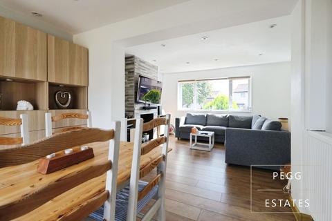 undefined, Davis Avenue, Torquay