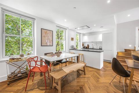 undefined, Charlotte Street, Fitzrovia, London, W1T