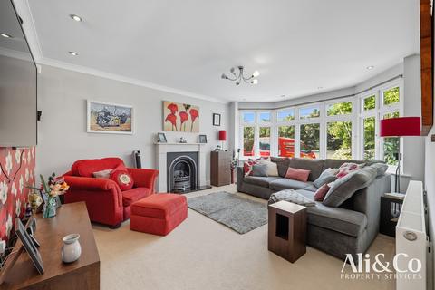 5 bedroom bungalow for sale, Stanford Road, Grays