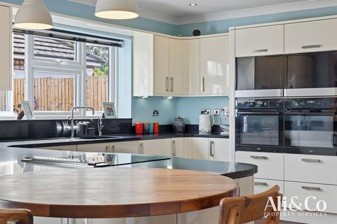 undefined, Stanford Road, Grays