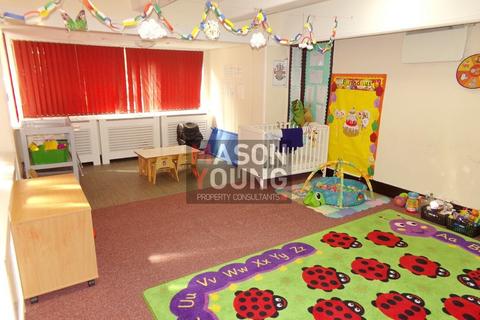Retail property (high street) to rent, 382 High St West Bromwich B70 9LB