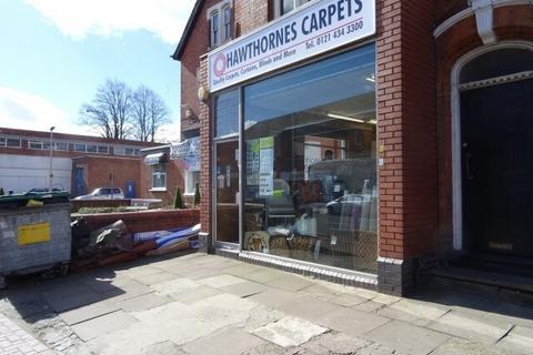Retail property (high street) to rent, 556 Bearwood Rd Smethwick B66 4BT