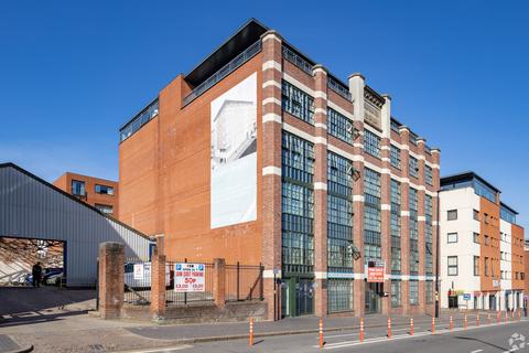 Retail property (high street) to rent, 112-114 Bradford St Birmingham B12 0ND