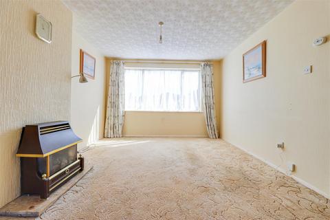 3 bedroom semi-detached house for sale, Lodge Close, Thundersley SS7