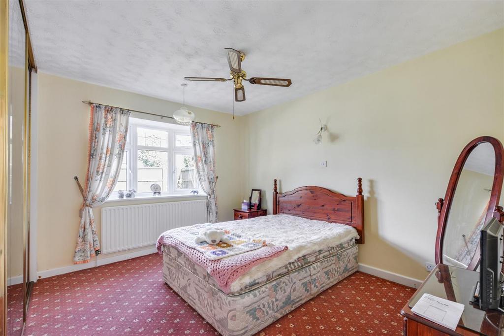 Bedroom 1 1.jpeg