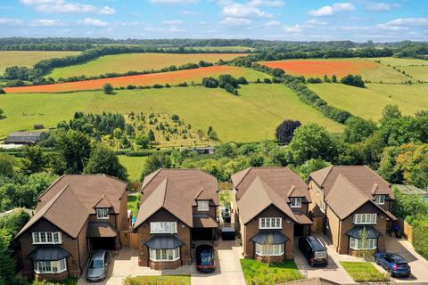 4 bedroom house for sale, Franklin Close, Chesham, HP5