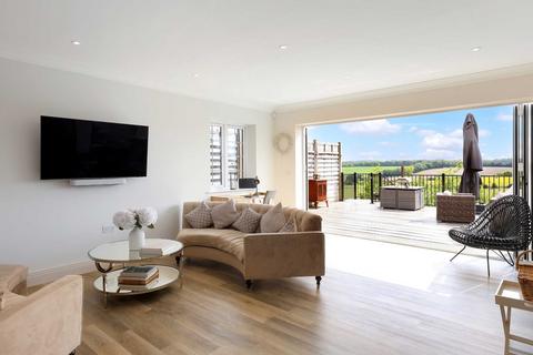 4 bedroom house for sale, Franklin Close, Chesham, HP5