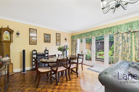 undefined, Bycullah Road, EN2