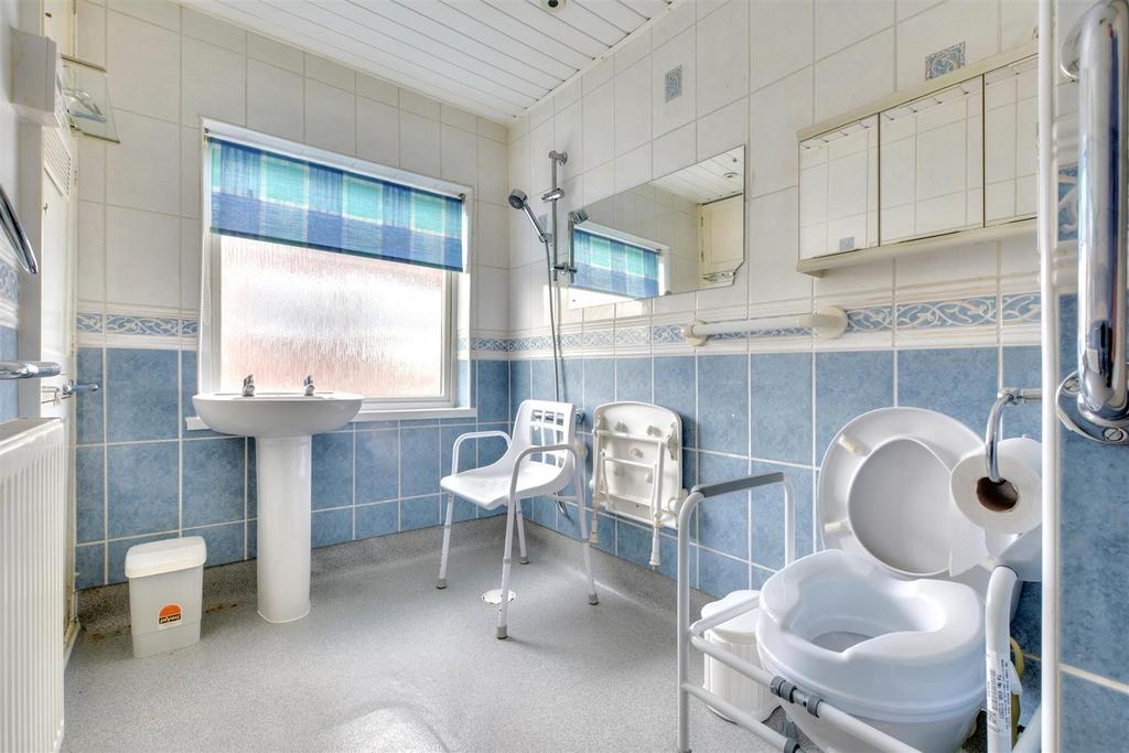 Shower Room.jpeg