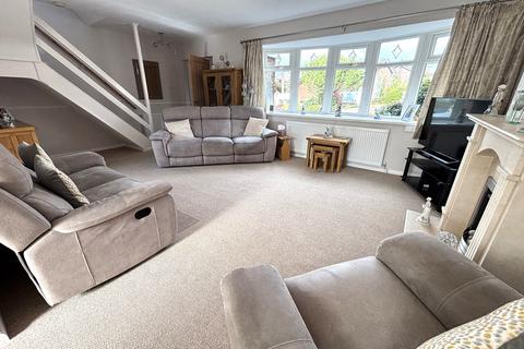 3 bedroom link detached house for sale, Highlands Road, Offerton